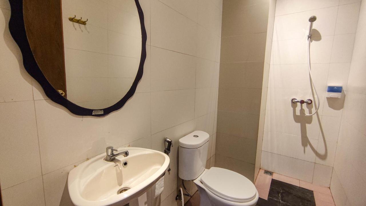 Hotel Pantes Kota Lama Semarang Buitenkant foto